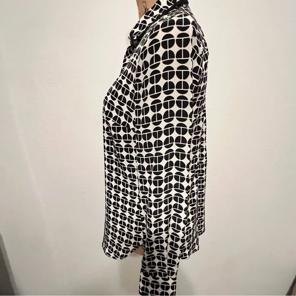 Trina Turk Cream Silk Blouse with Black and Green small - Picture 5 of 11